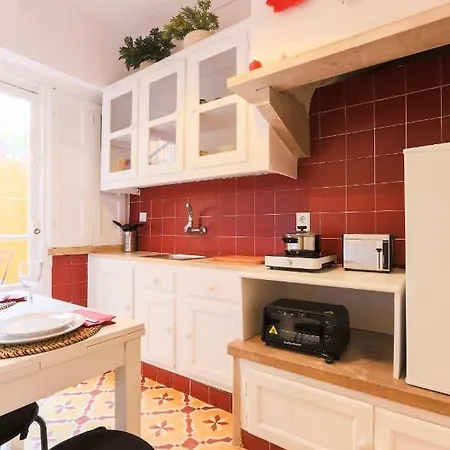Sweet In Alcantara With Terrace Апартаменты Лиссабон
